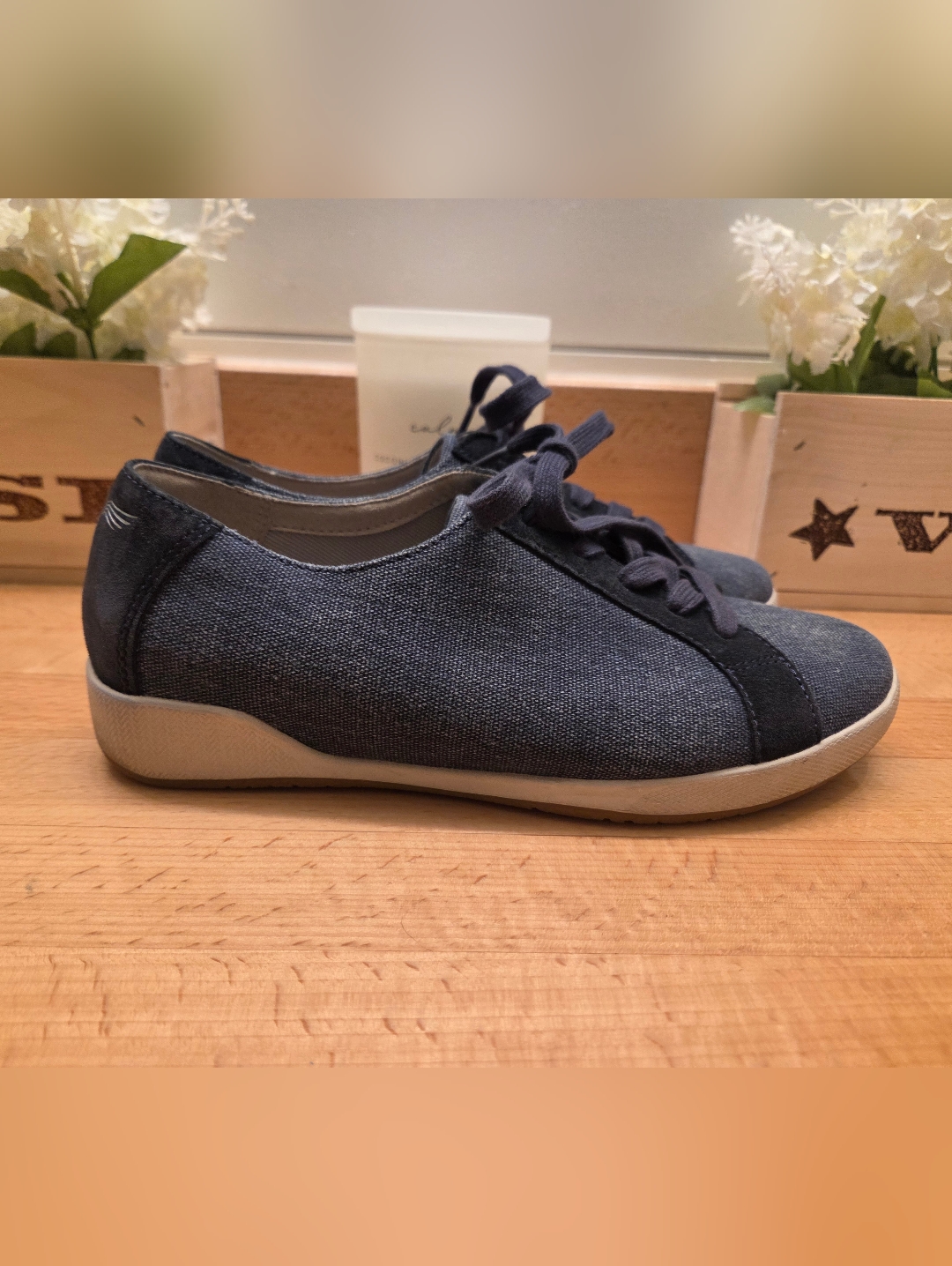 Dansko Olisa Denim Canvas Sneakers Lace-Up Casual Women's Size 37